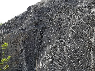 山體滑坡防護網
